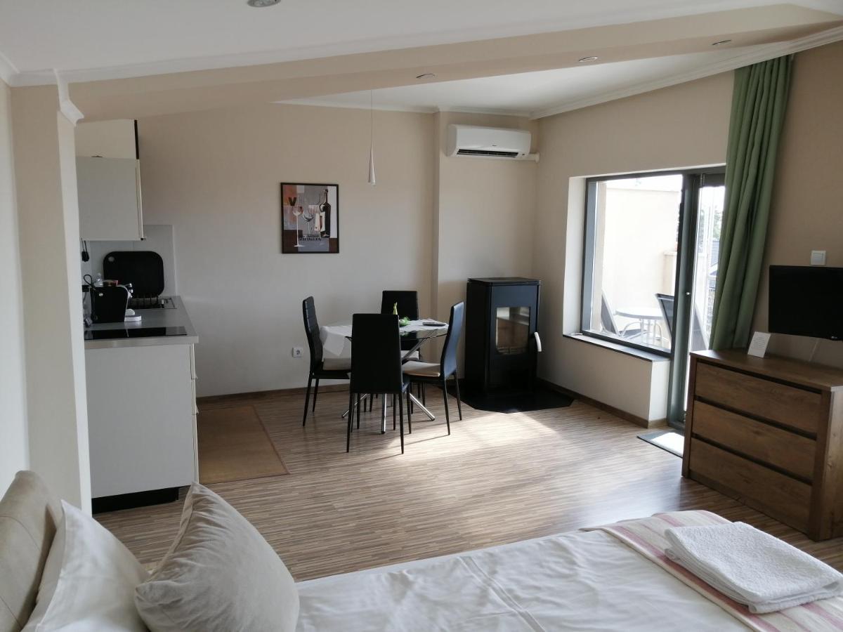 Lux Apartman Балатонфюред Экстерьер фото