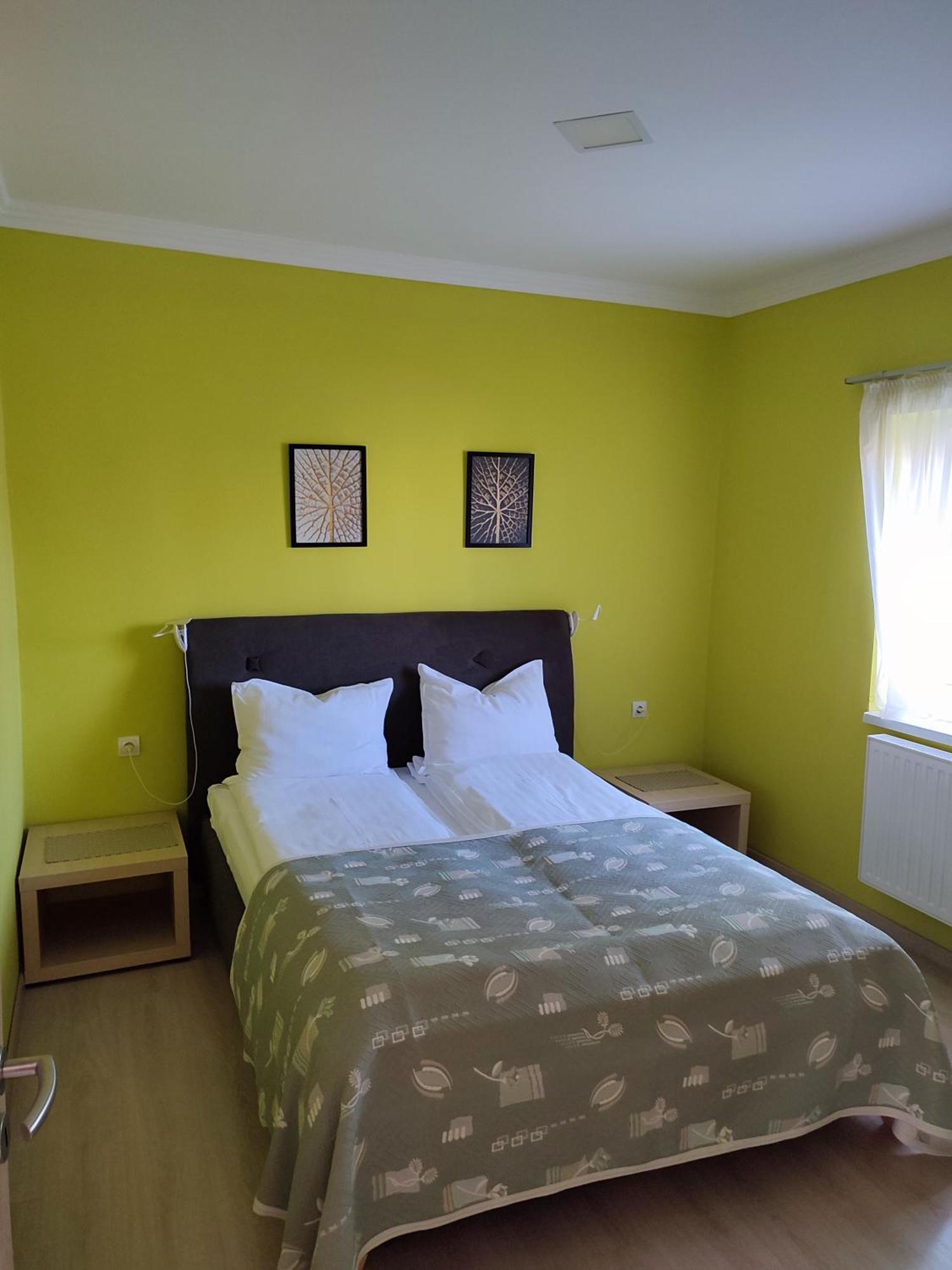 Lux Apartman Балатонфюред Экстерьер фото