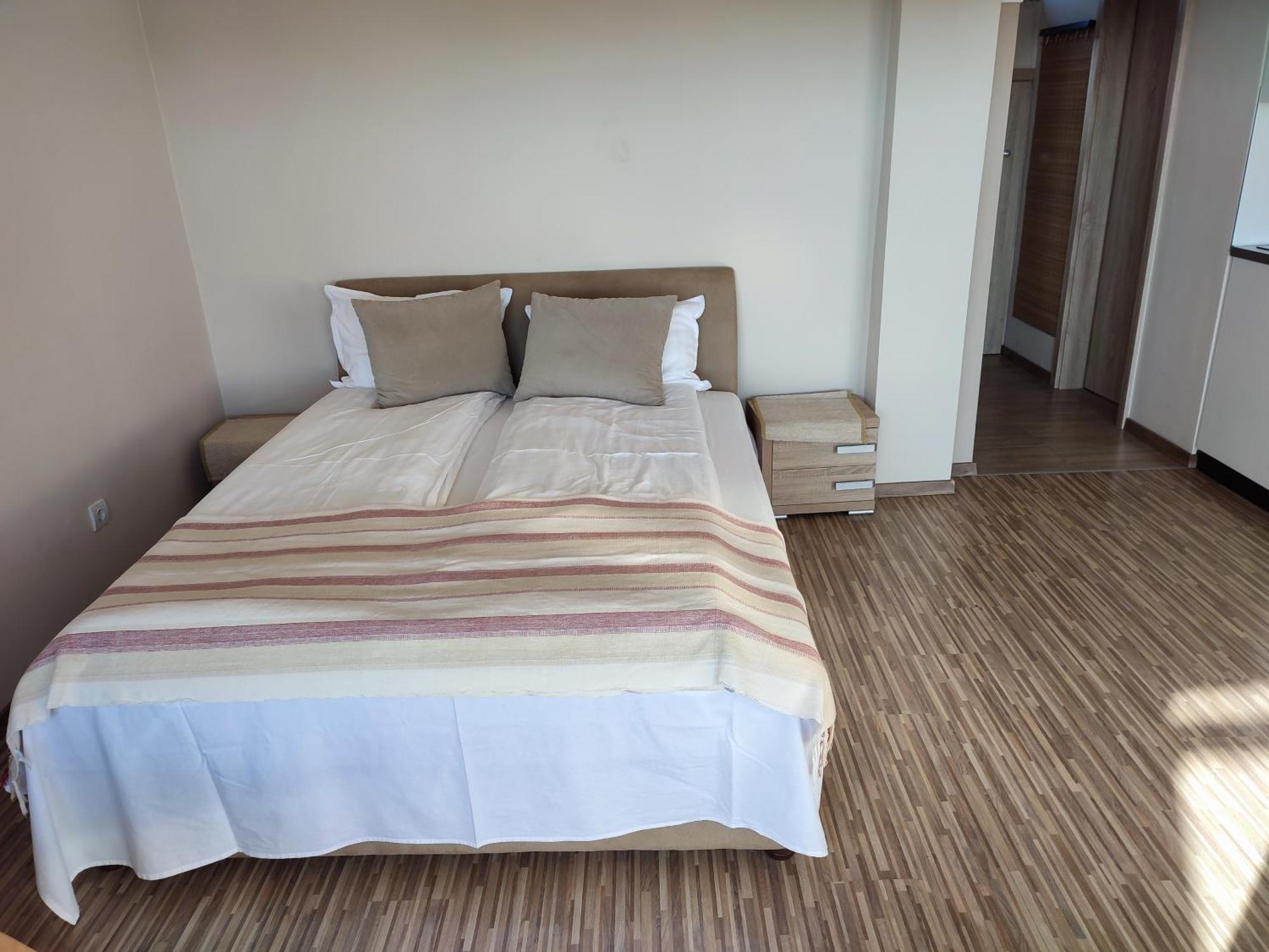 Lux Apartman Балатонфюред Экстерьер фото